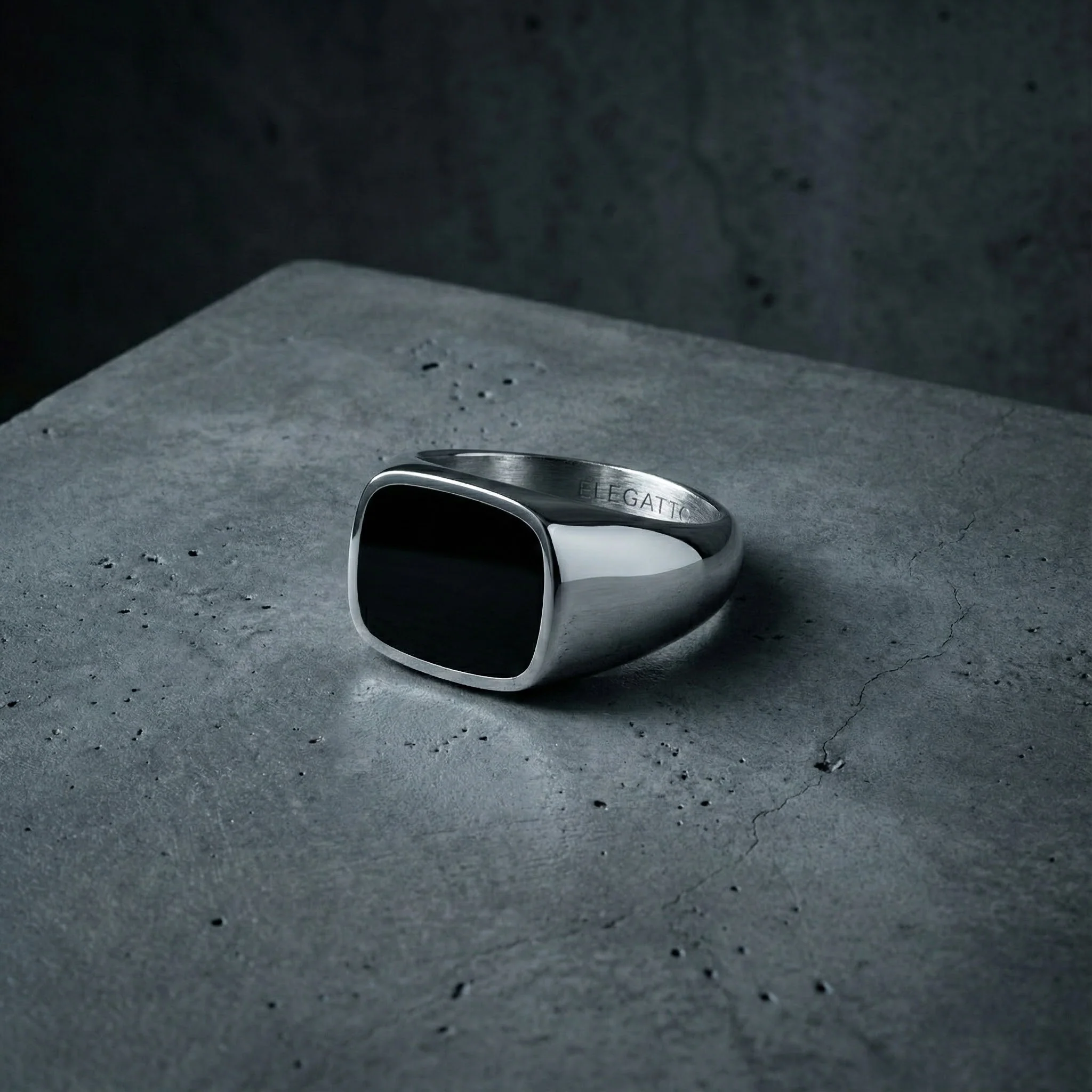 Onyx Signet Ring - Image 3