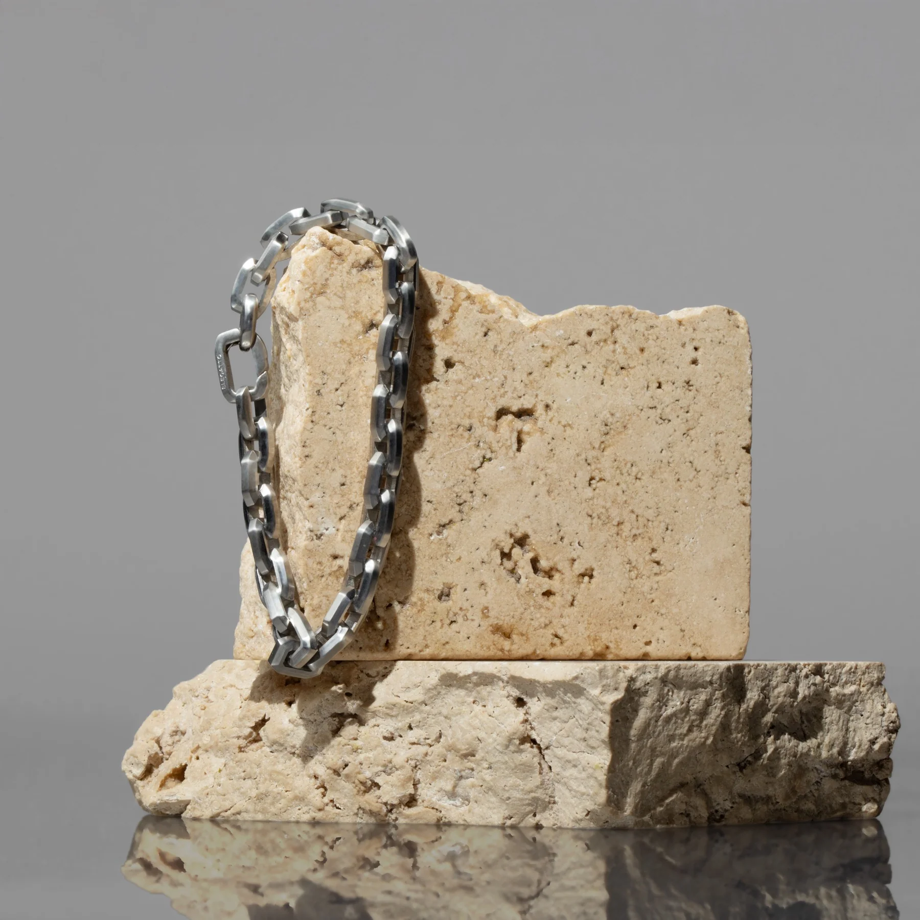 Vega Link Chain Bracelet - Image 6